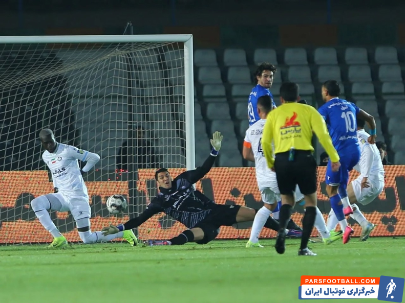 ترکیب منتخب هفته دوازدهم با حضور آقای گلهای تراکتور و ستاره الکلاسیکو