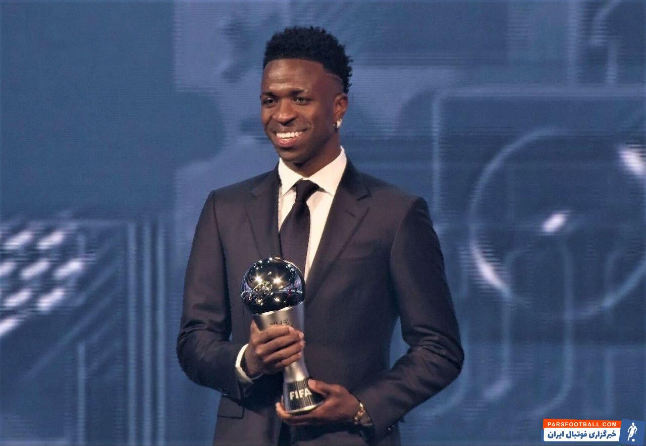 عکس | جبران حواشی توپ طلا؛ وینیسیوس برنده The Best شد