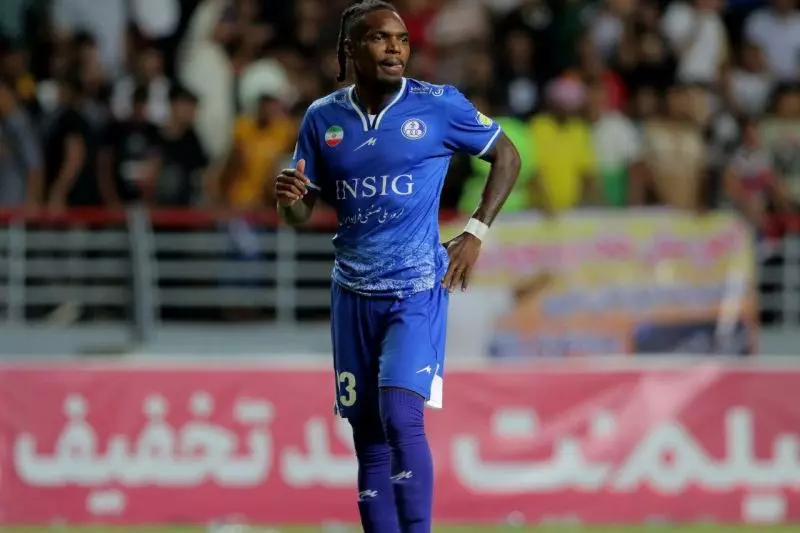 استقلال خوزستان ؛ تیوی بیفوما ستاره استقلال خوزستان از هیچ باشگاهی پیشنهاد ندارد