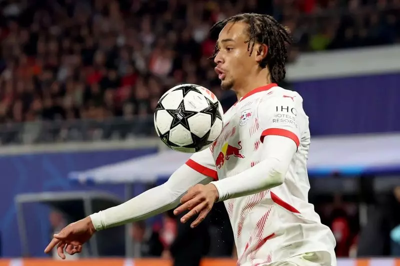 سیمونز ؛ لیورپول و لایپزیش به دنبال جذب ژاوی سیمونز