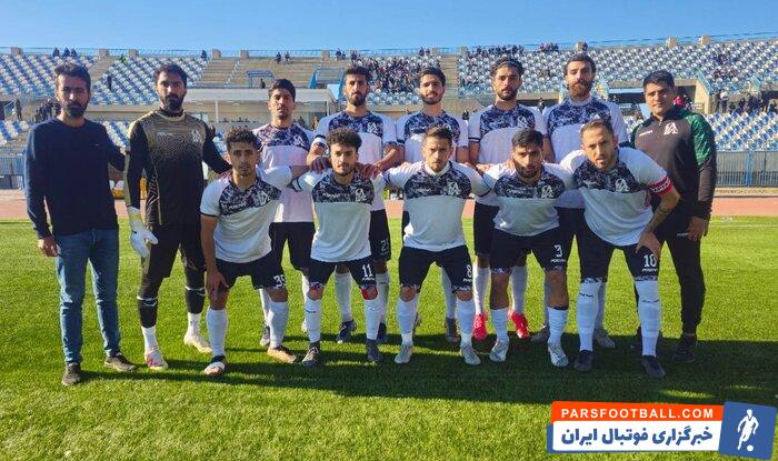 نیم نگاه نمایندگان فوتبال همدان به صعود در جدول لیگ ۲