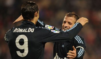 رونالدو ؛ کریستیانو رونالدو : این یارو(فن در فارت) دیگه کیه؟