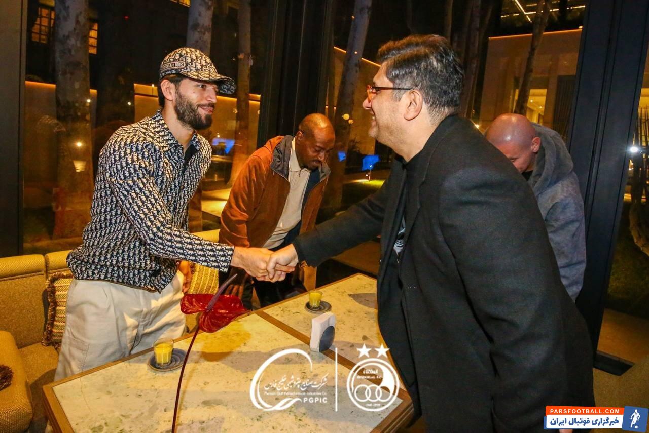 عکس| دورهمی باشگاه استقلال به مناسبت تولد حضرت مسیح