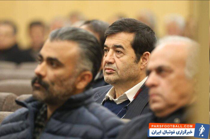 حضور وزیر ورزش در مراسم ترحیم مرحوم عظیمی