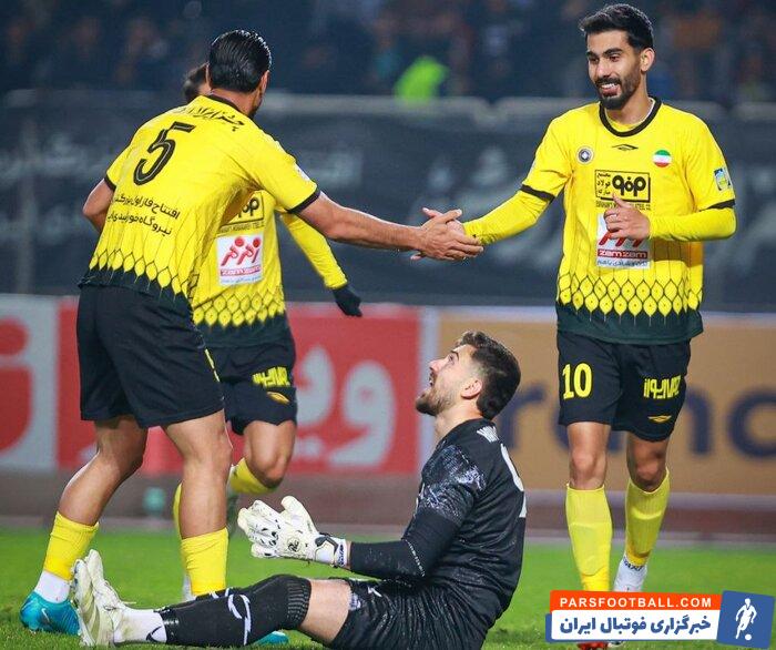 صدرنشینی سپاهان با عبور از هوادار؛ درخشش ادامه‌دار لیموچی برای طلایی‌پوشان