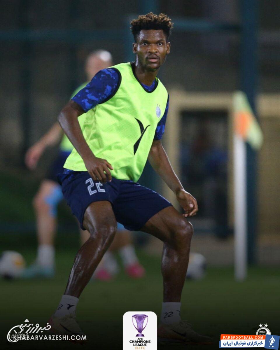 بازگشت ستاره استقلال/ موسیمانه حساس شد! +عکس