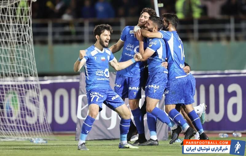 تمجید یک استقلالی از پرسپولیس کریم باقری