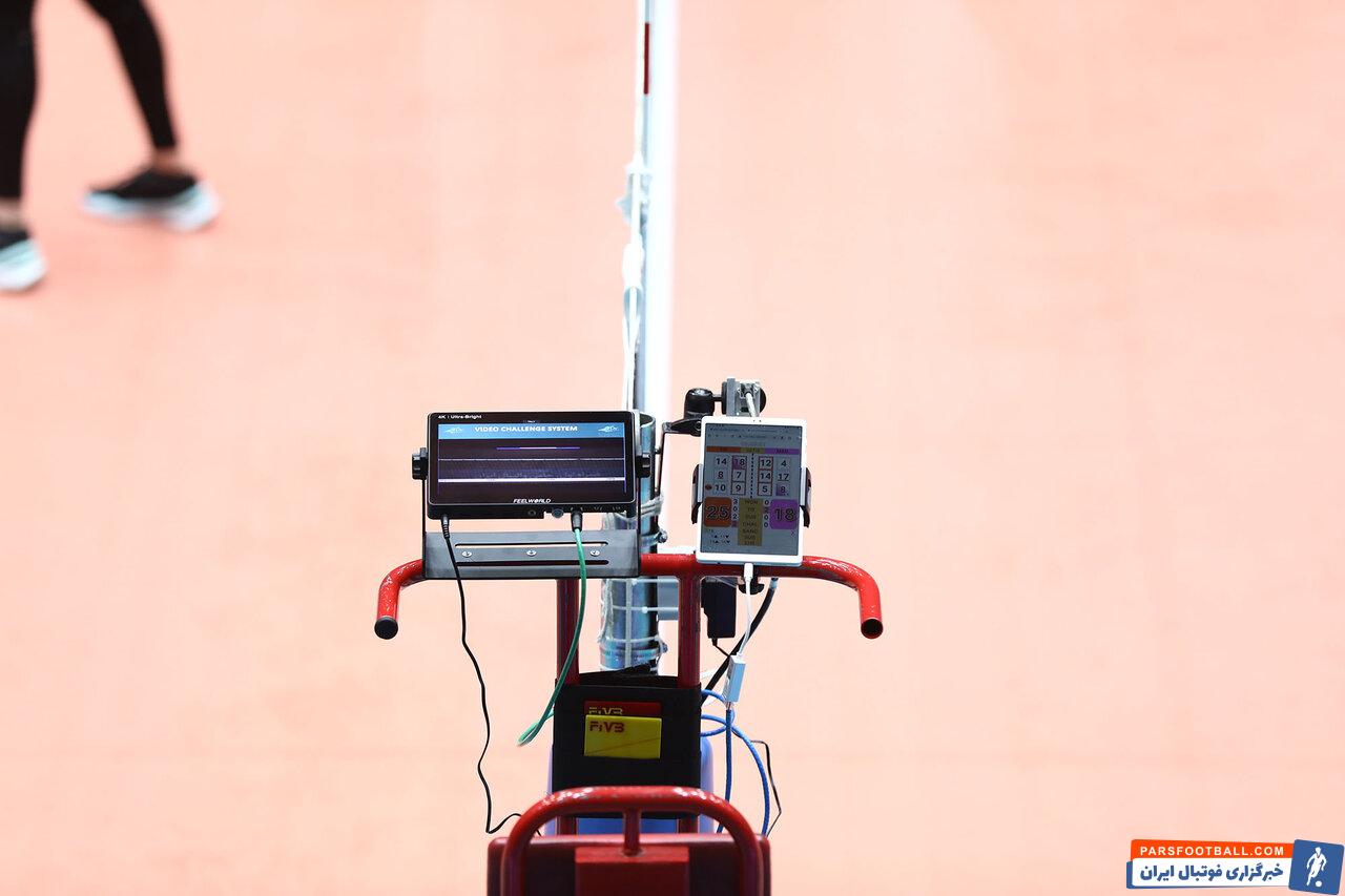 عکس | برای نخستین بار در ایران؛ ویدئوچک در سکوی داور!