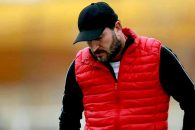 پیشکسوت پرسپولیس : آقا کریم باقری باید در تیم بماند اما متقاعد کردن او سخت است