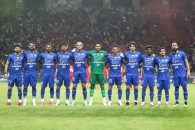 استقلال ؛ کلیپ لحظه ورود بازیکنان استقلال به ورزشگاه شهدای شهر قدس