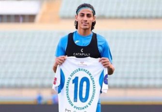 محمدجواد حسین‌ نژاد جایزه برترین گل نیم فصل اول لیگ روسیه را دریافت کرد