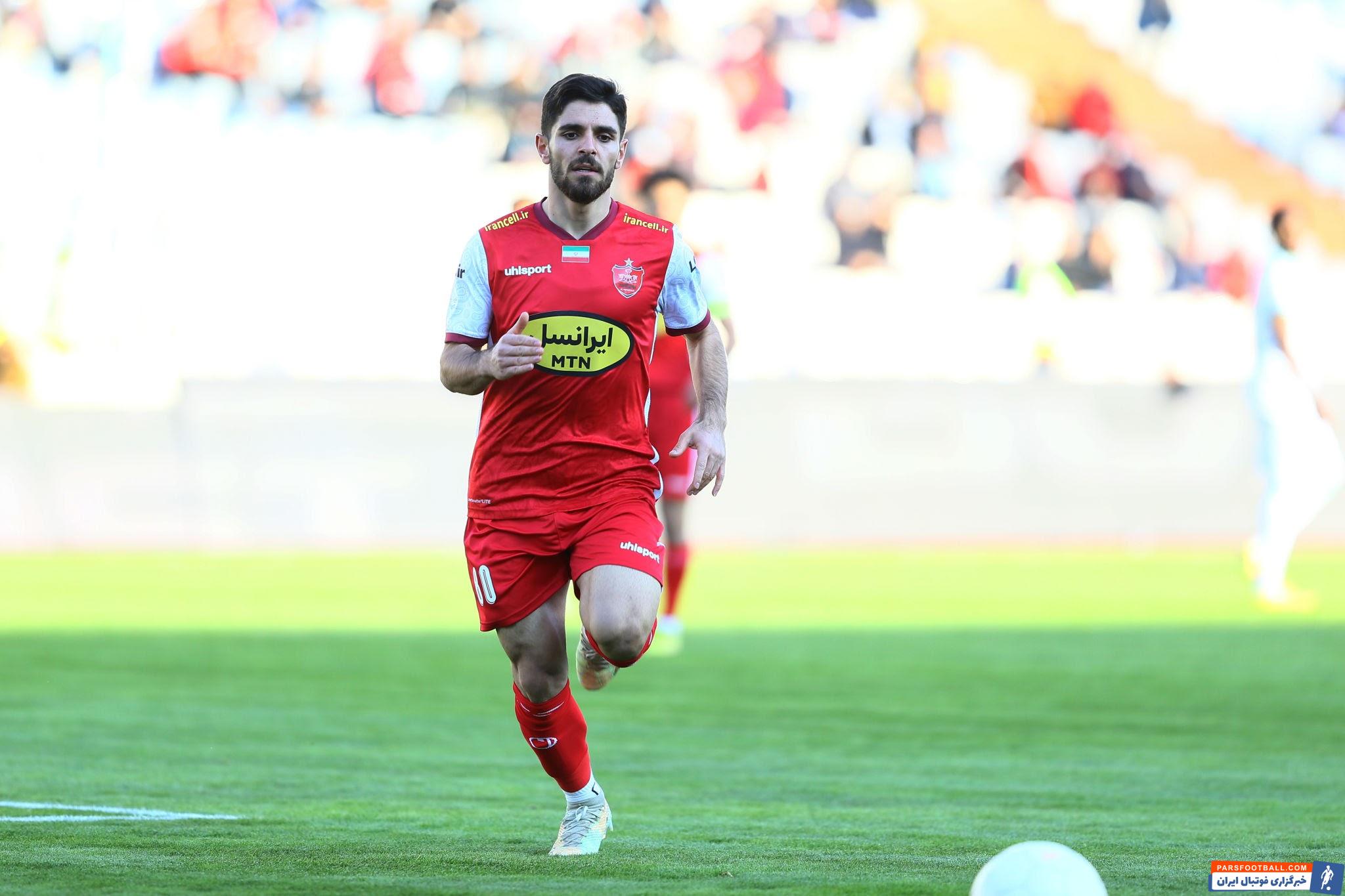 علاقه باشگاه ملوان برای در اختیار داشتن محمد عمری ستاره پرسپولیس تا پایان فصل