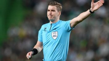 انتخاب فرانسوا لتسکیه داور فرانسوی به عنوان بهترین داور سال ۲۰۲۴