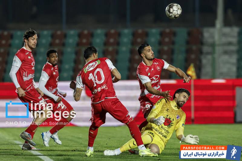 لیگ برتر فوتبال - پرسپولیس و هوادار