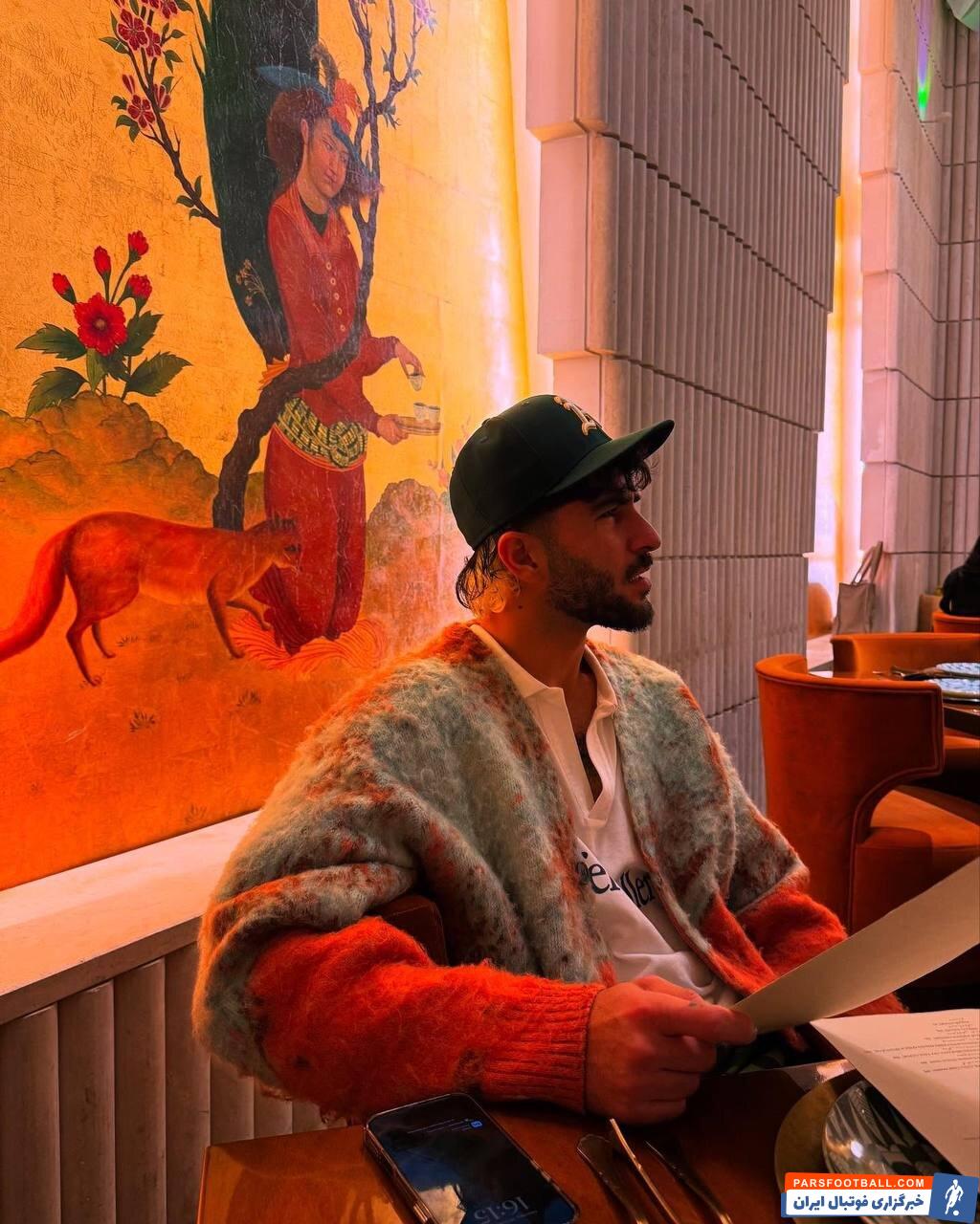 عکس | خوش‌گذرانی عابدزاده در خیابان‌های تهران