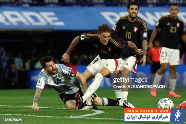 مدافع پرو: مسی پا به‌سن گذاشته اما همچنان «پدیده» است