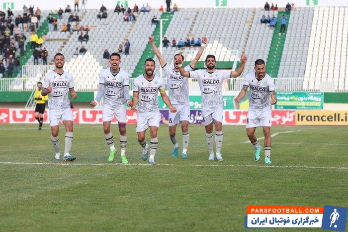 سایه‌روشن‌های هفته پانزدهم؛ بالانشینی پرشورها، توقف دوباره آبی‌ها