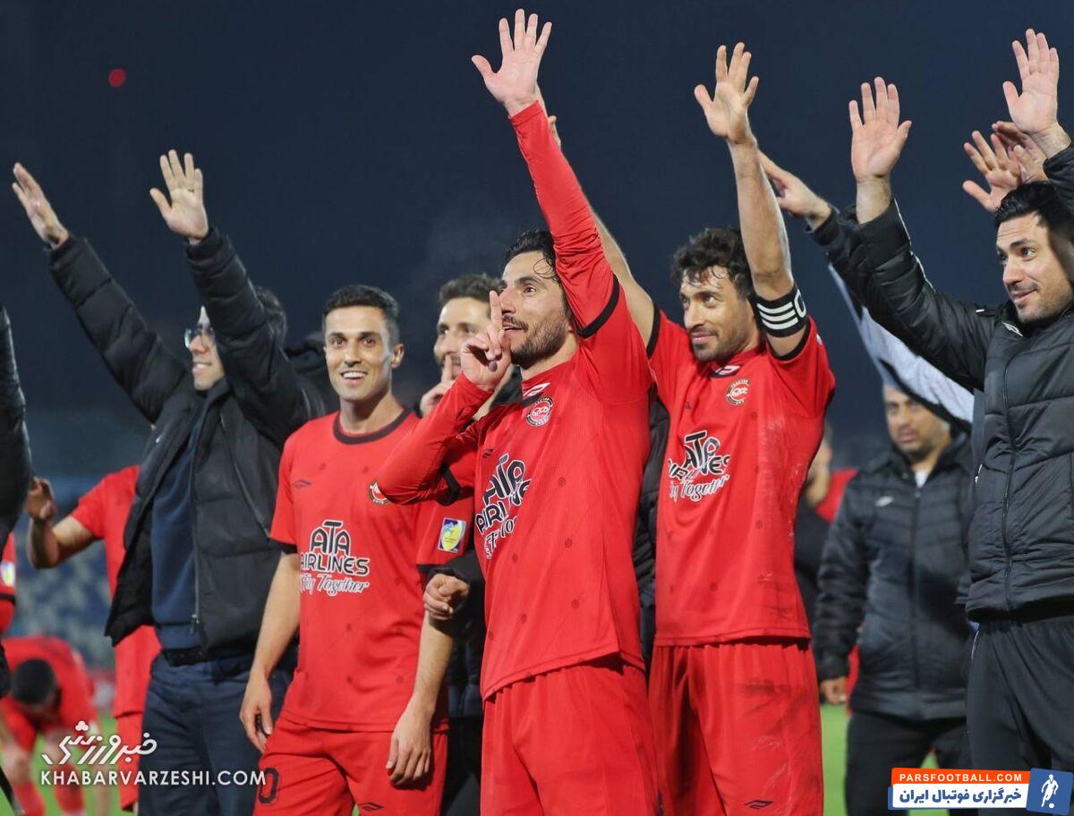 عملکرد موفق پرسپولیس و تراکتور در Top ۴+۱ ایران/ قعرنشین ها، صدرنشین واقعی لیگ را اخراج کردند!