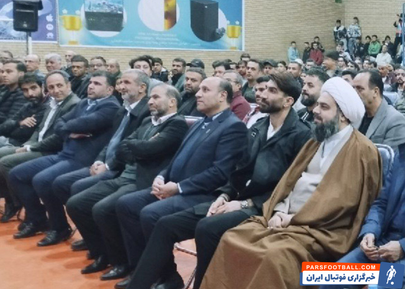 حضور بیرانوند سالن ورامین را بند آورد! (عکس)