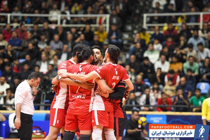 ثبت‌نام تاج و کفاشیان در انتخابات فدراسیون فوتبال در روز چشم گل‌محمدی به مهاجم استقلال