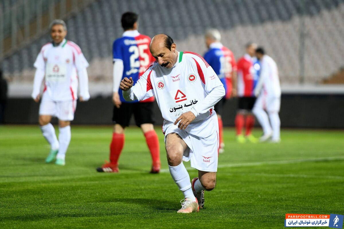 من به یحیی گل محمدی حق بازگشت به پرسپولیس را نمی‌دهم/ این آقا از مدت‌ها قبل به فکر پرسپولیس بود!/ به موسیمانه در استقلال ۲ سال فرصت بدهید