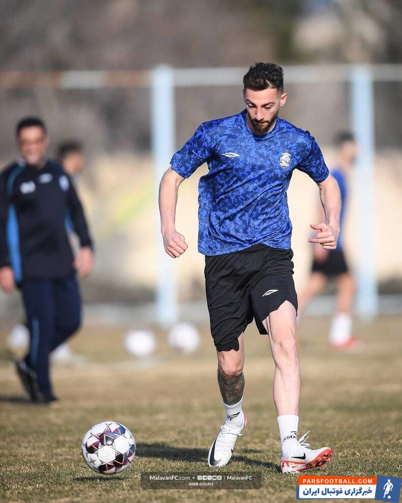 عکس| گلزن پرسپولیس آبیپوش شد