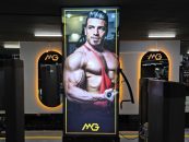 مزایای استفاده از لایت باکس ایستاده تبلیغاتی در جلب توجه مشتریان