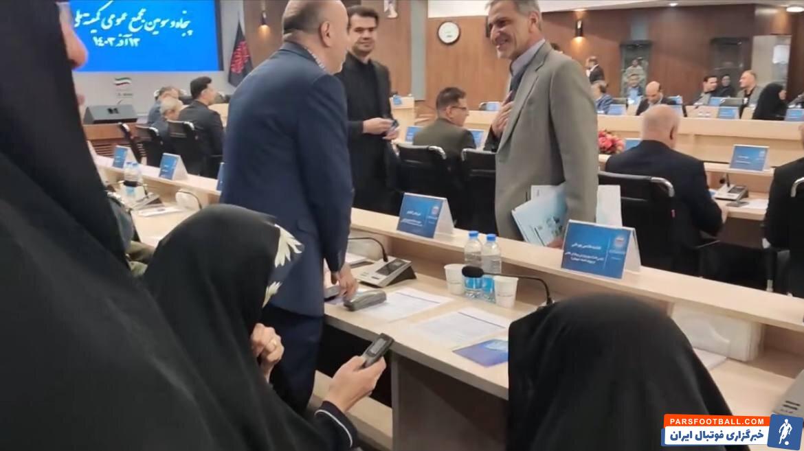 عکس | تصویری از تلفن همراه عجیب دختر هاشمی رفسنجانی در کمیته ملی المپیک