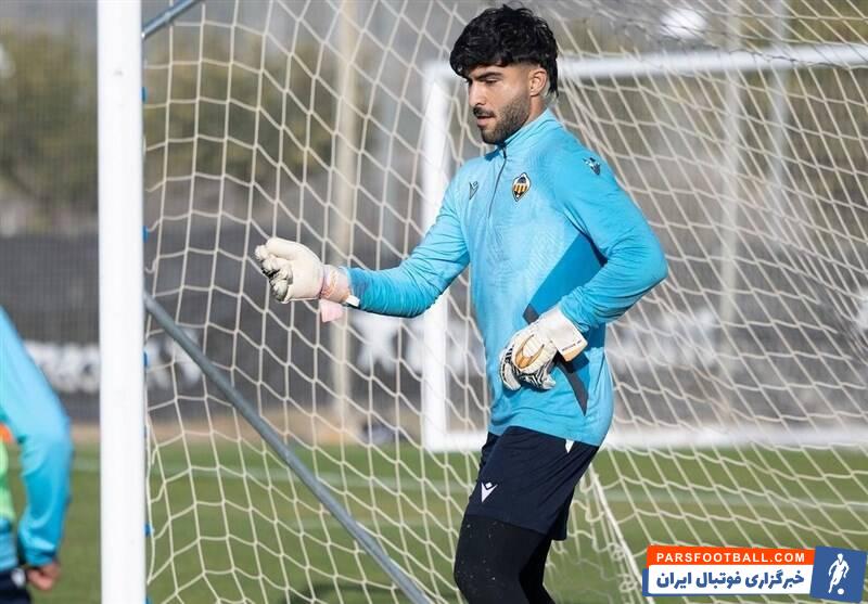 لژیونرهای فوتبال ایران , مهدی طارمی , سردار آزمون , مهدی قایدی , کریم انصاری‌فرد , علیرضا جهانبخش , محمد محبی , امید ابراهیمی , سید مجید حسینی , علی کریمی , شهریار مغانلو , سامان قدوس , سعید عزت‌اللهی , اللهیار صیادمنش , احسان حاج صفی , امیر عابدزاده , 