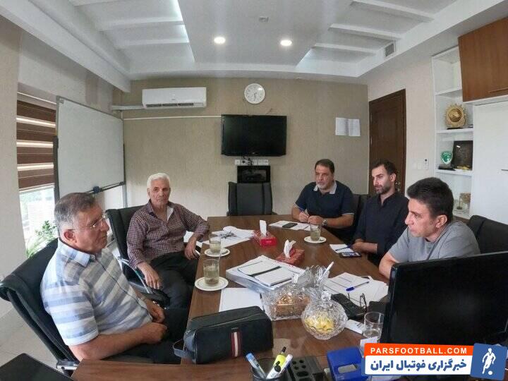 جلالی: باید پای دلالها را از انتخاب سرمربی امید قطع کنیم؛ یک مربی سوخت!