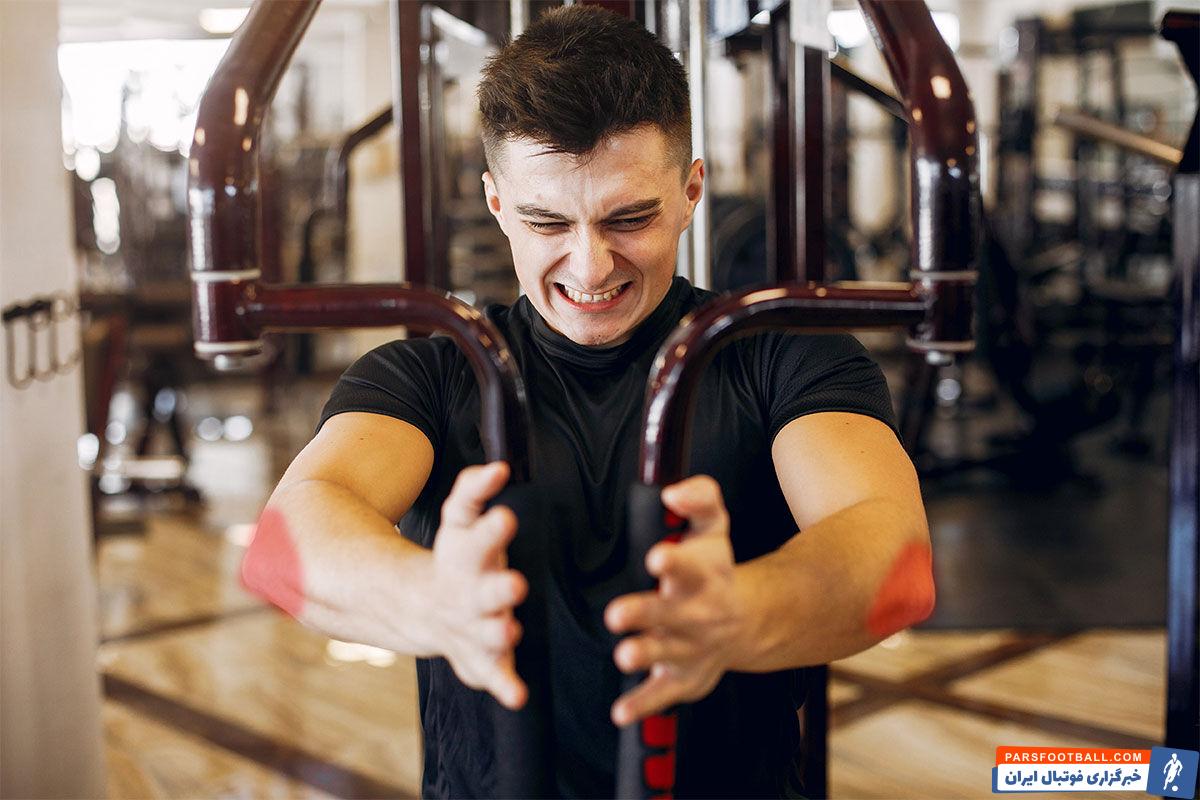 درد آرنج در بدنسازی