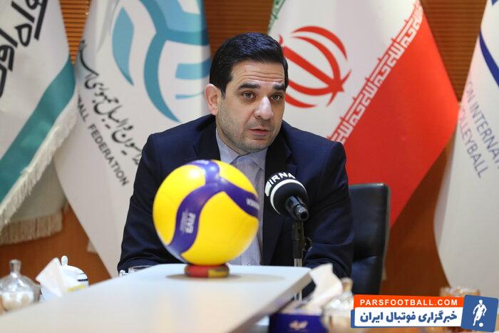 عدالت گزینشی در فوتبال در روز رونمایی از خصوصیات سرمربی آینده پرسپولیس