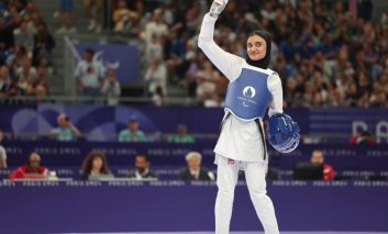 زهرا رحیمی : تریلی که برای پدرم خریدم چیزی نزدیک به 10 میلیارد هزینه برداشت