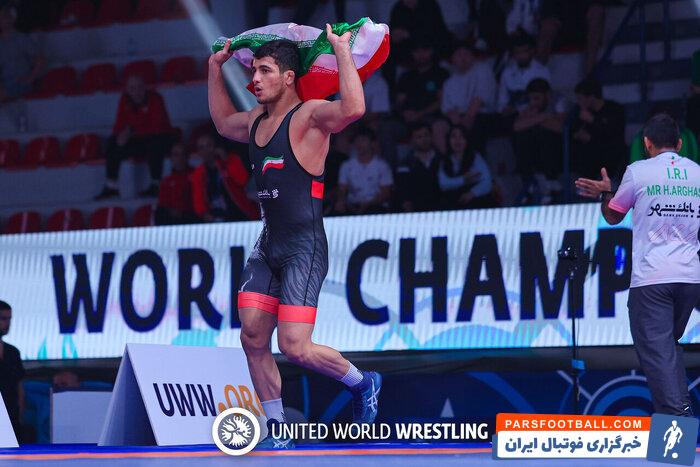 بُرد بزرگ پرسپولیس با ۱۰ نفر در روز صدرنشینی سپاهان