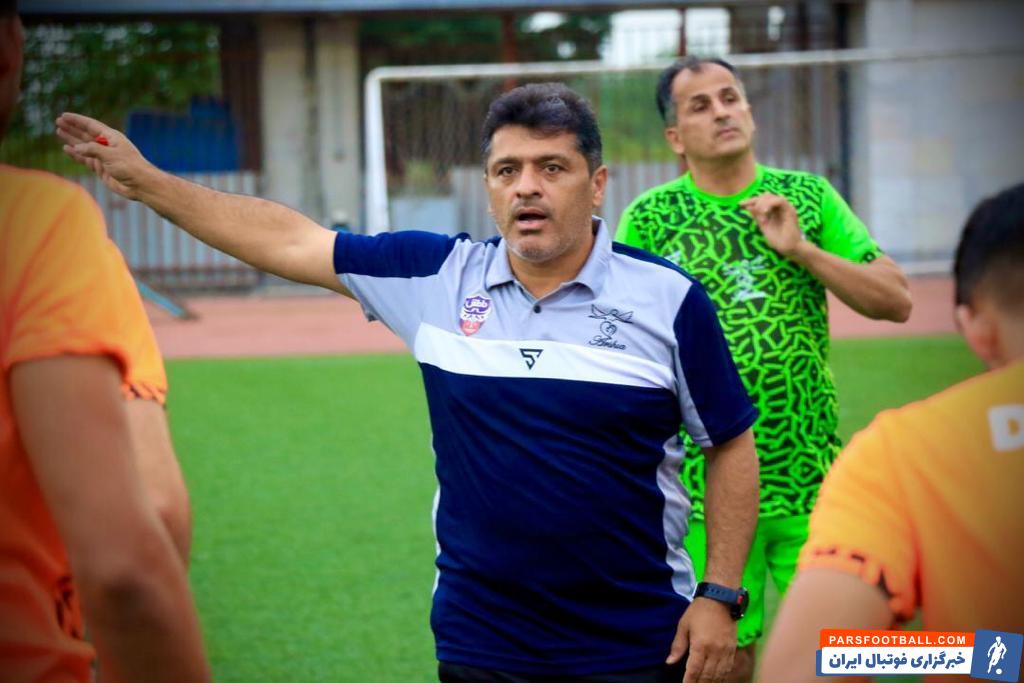 بهزاد داداش زاده: آقای فرشاد احمدزاده شما تازه کار نیستید که موقعیت از دست بدهید