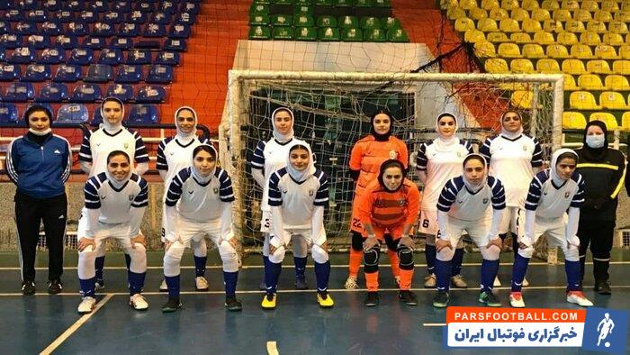 نمایش شوق فوتبال بانوان مازندرانی در روز سرد و بارانی قائمشهر