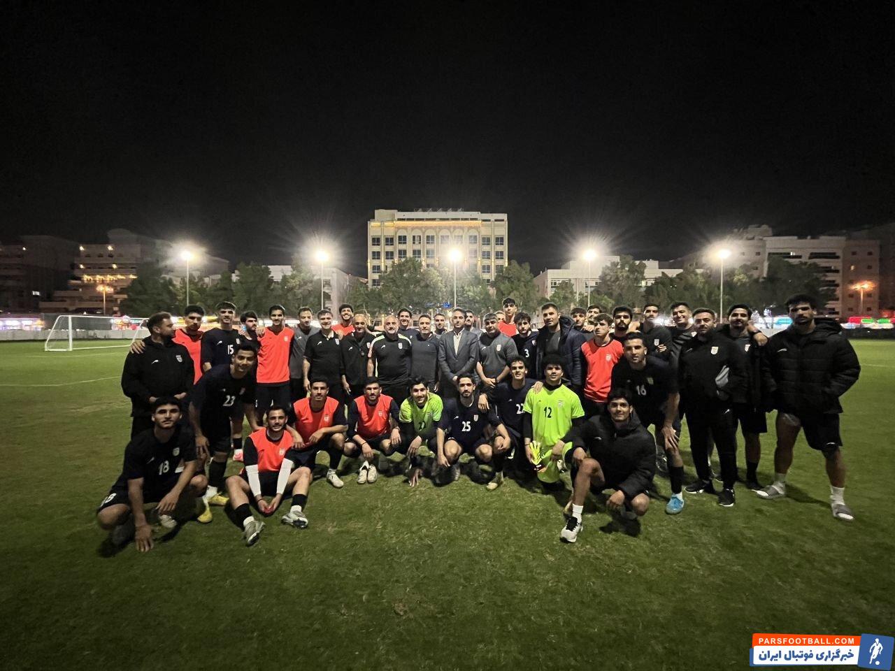 عکس | سورپرایز ملی‌پوشان در دبی؛ مهدوی‌کیا به تمرین ایران رفت