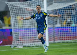 رونالدو ؛ واکنش رونالدو به گل 919 : بزن بریم!