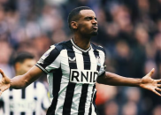 ایساک ؛ نیوکسل خواهان ۱۵۰ میلیون یورو برای فروش الکساندر ایساک