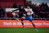 بارسلونا ؛ خواستگاری گارسیا هافبک بارباسترو از نامزدش در پایان دیدار با بارسلونا