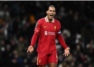 لیورپول ؛ ویرژیل فن دایک، کاپیتان لیورپول : داور اشتباه کرد و برگوال باید اخراج می شد