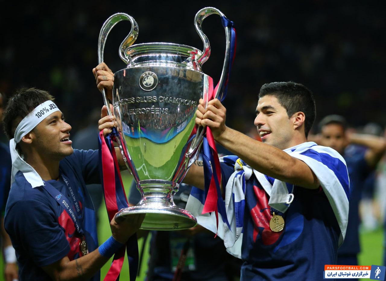 نیمار مهاجم برزیلی و لوئیس سوارز مهاجم اروگوئه‌ای در جشن قهرمانی - بارسلونا