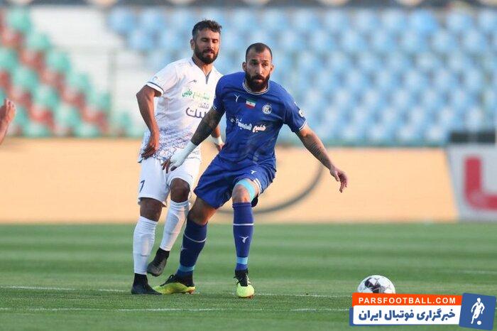 جای یک بزرگ در استقلال خالی است/ رفتن موسیمانه بار مالی زیادی به باشگاه تحمیل میکند