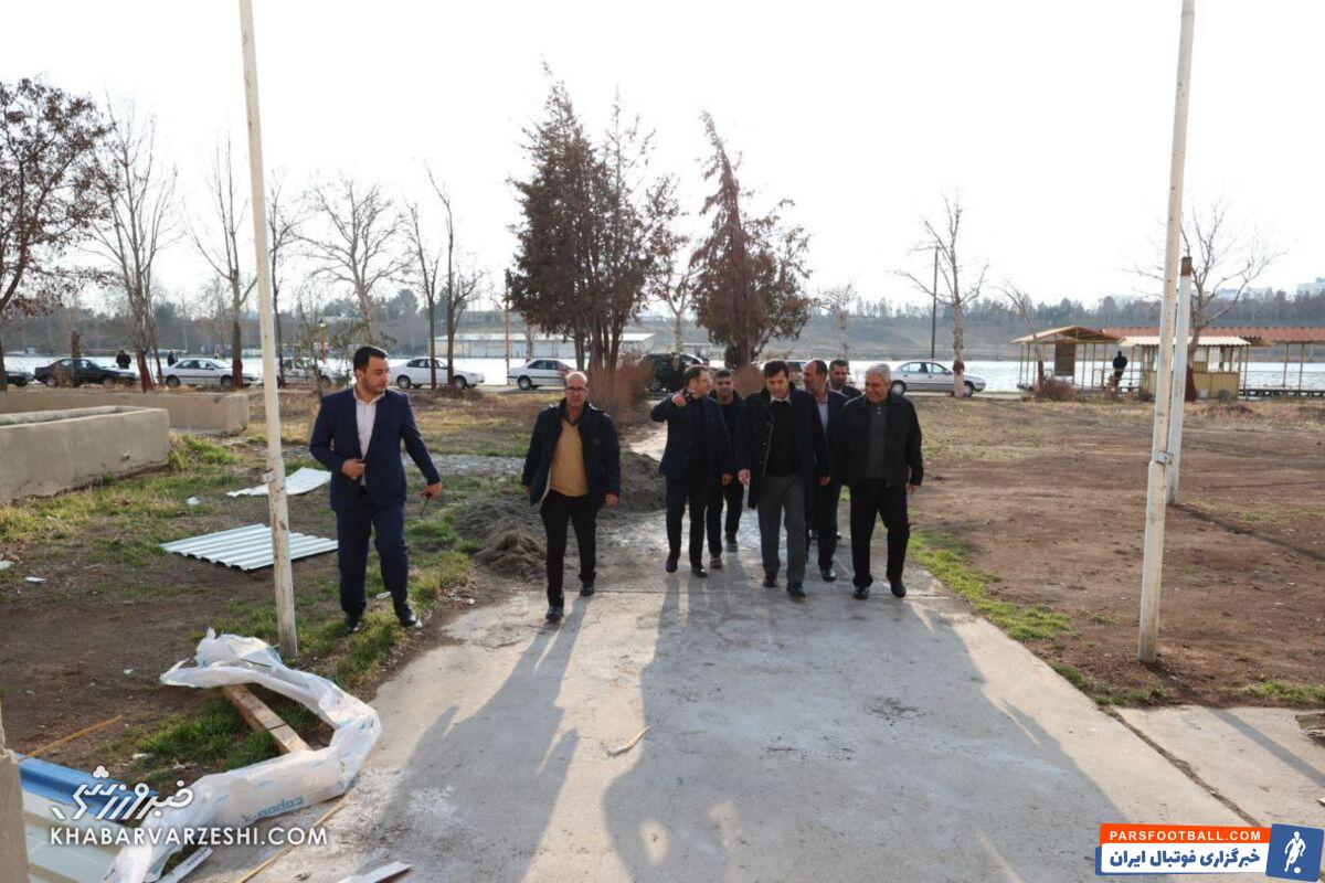 حضور وزیر ورزش و جوانان در استادیوم آزادی +فیلم و عکس