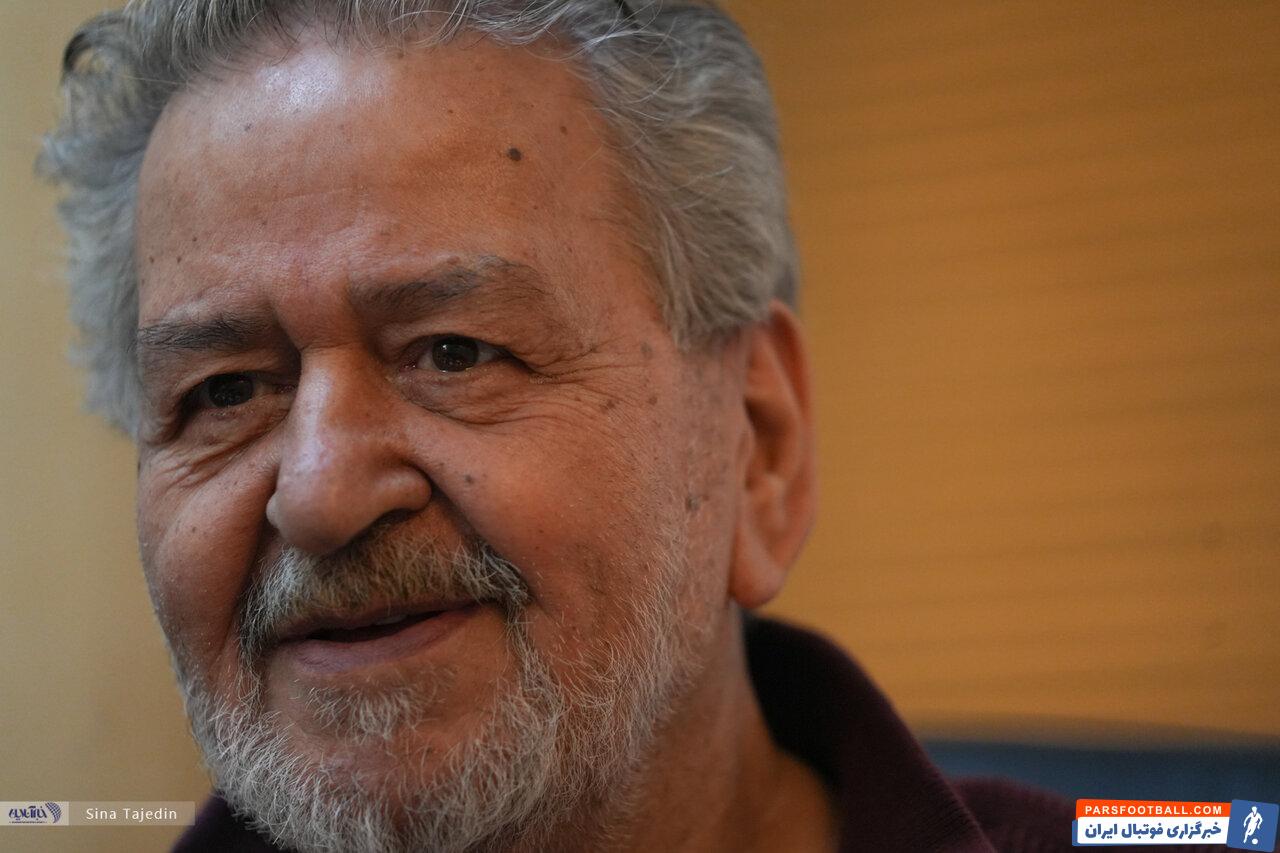 علی کریمی مثل پسرم بود/ تنها کسی که به مردم راست میگوید مسعود پزشکیان است!/ بعضی از باشگاهها قسمخورده تاج هستند!