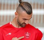 به تن کردن پیراهن پرسپولیس توسط سردار دورسون در همان بدو ورودش به عربستان