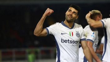 مهدی طارمی در بازی حساس اینتر با لاتزیو از زیرسایه کاپیتان اینتر خارج شد