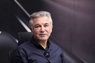 حضور حمید استیلی کاپیتان پیشین پرسپولیس در حاشیه مراسم تشییع پیکر مهدی حاج محمد
