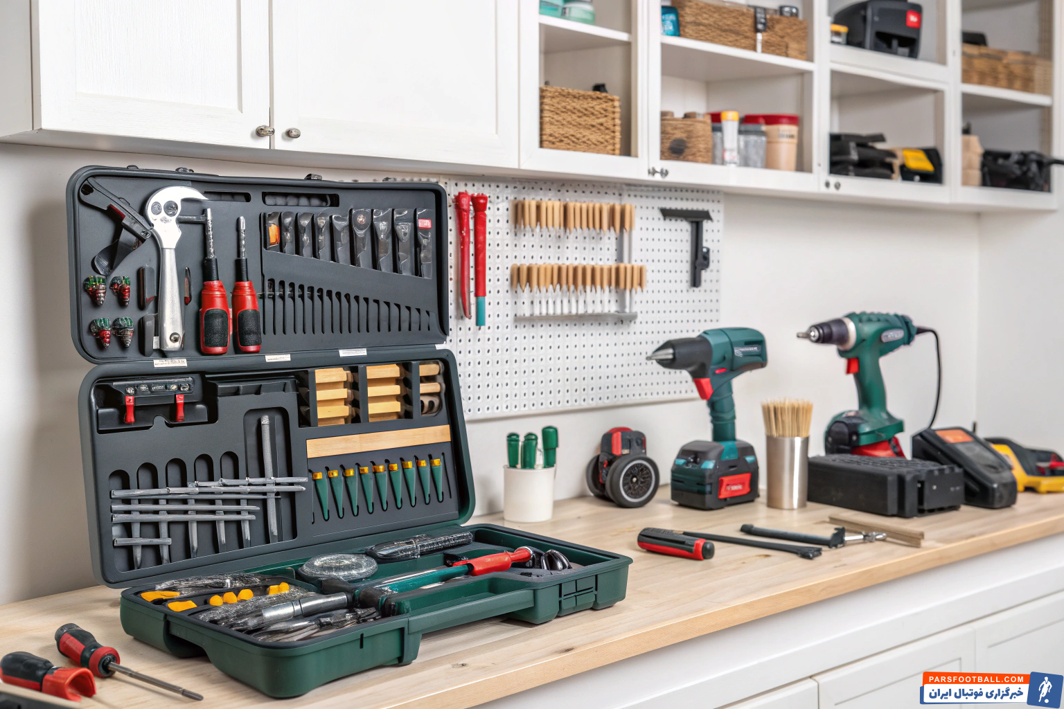 مقایسه ابزار دستی و برقی: کدام برای کار شماست؟