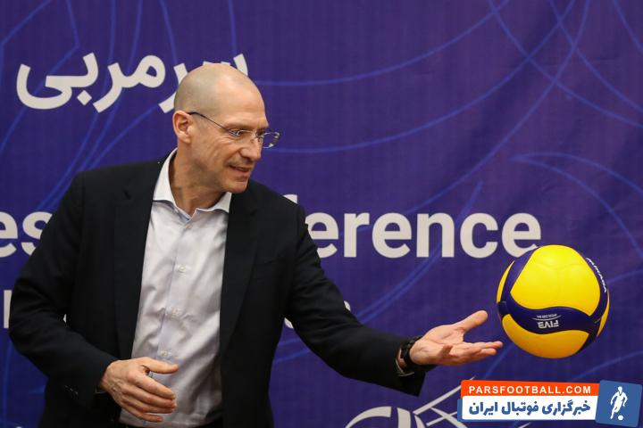 افشاردوست: با حضور پیاتزا رفتار ملی‌پوشان محتاطانه‌ می‌شود/ بازیکن‌سالاری همیشه بوده است